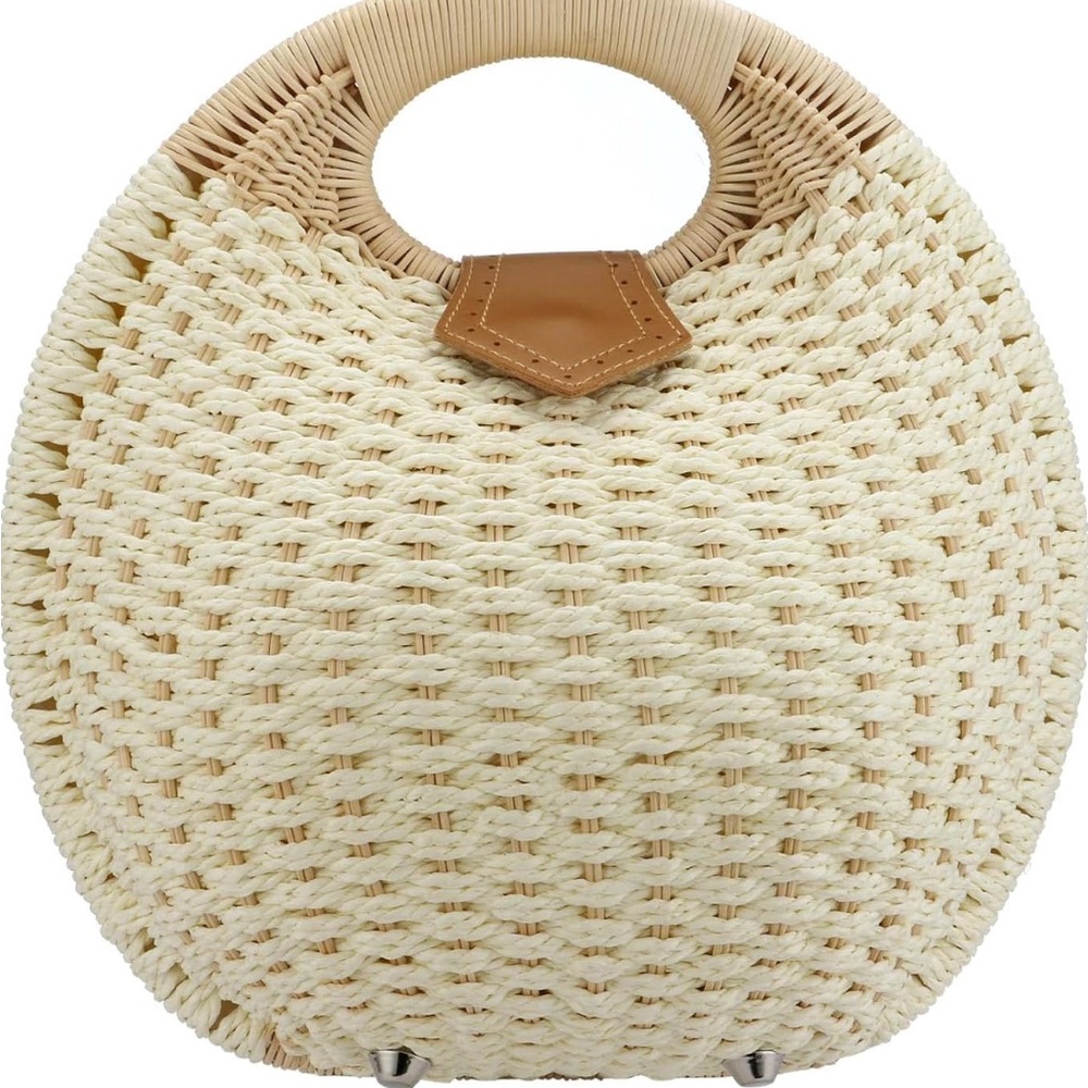 Woven straw bag